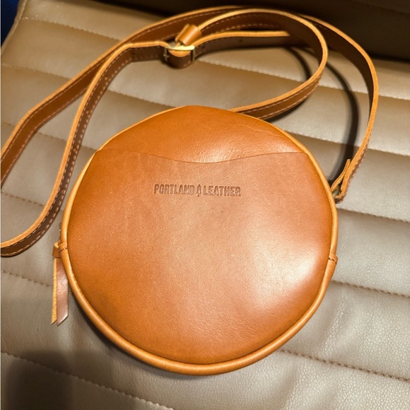 PORTLAND CIRCLE CROSSBODY SMALL - Picture 5 of 13